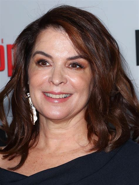 Annabella Sciorra